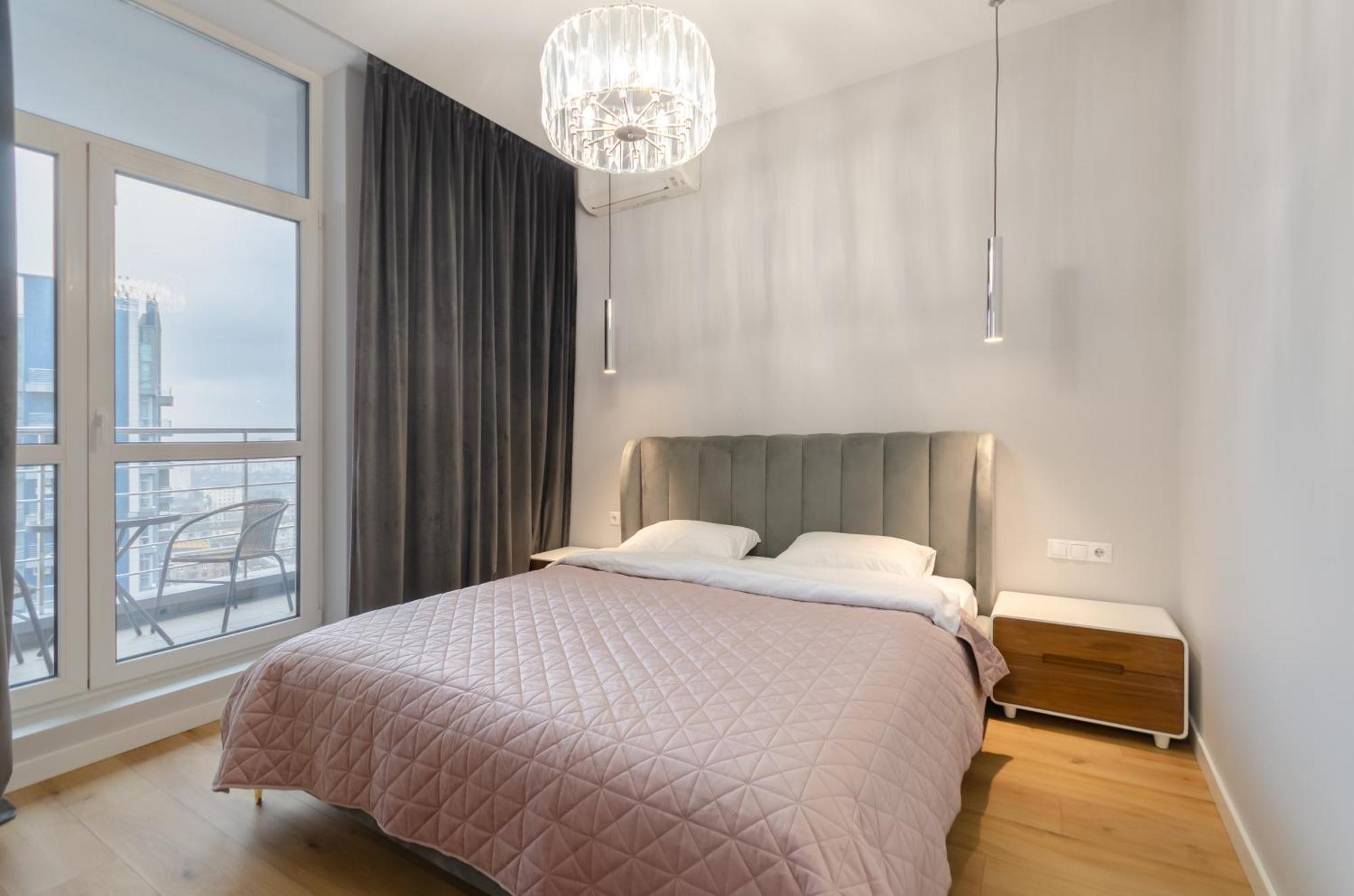 Petrovdom Apartments 267-373 In Rc Central Park, 7 John Mccain Street Kiev Exteriör bild